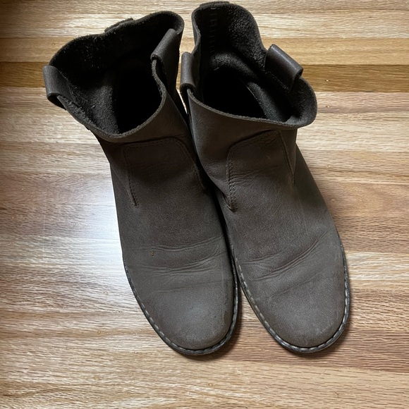 Custom Roots Boots - Picture 2 of 2